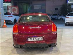 کرایسلەر 300